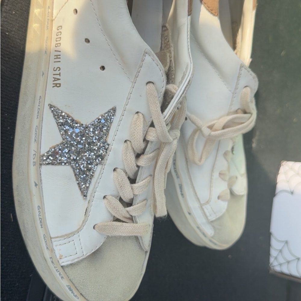 Golden Goose Cream Sneakers with Silver Glitter Star box included size 39=8.5